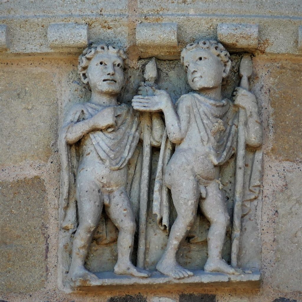 statues de 2 jumeaux